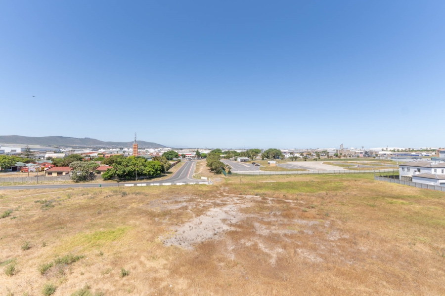 2 Bedroom Property for Sale in Royal Ascot Western Cape